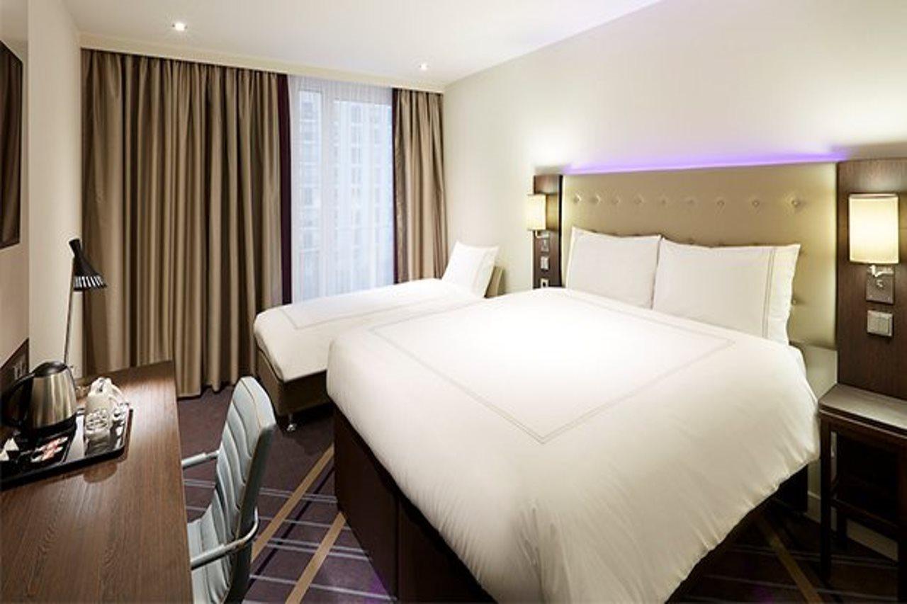 Premier Inn Hamburg City Hammerbrook エクステリア 写真