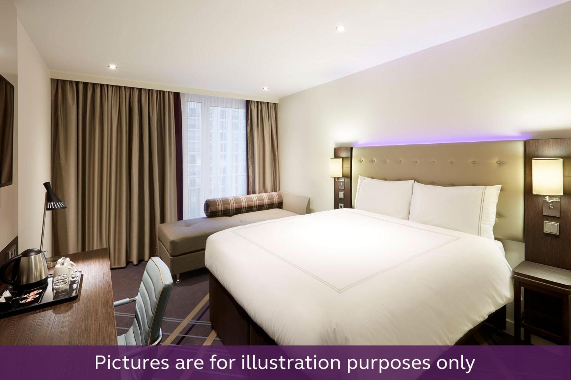 Premier Inn Hamburg City Hammerbrook エクステリア 写真